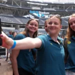 Australian swimmers tour NFL stadium that will host 2028 Olympics swimming