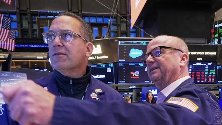 Markets today: Wall Street AI stocks rebound, Europe falls; ASX set to decline