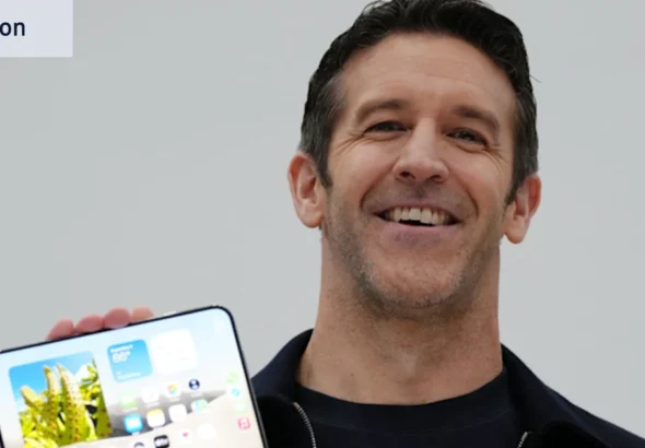 Apple’s big question. Will customers swallow its 00 foldable phone?