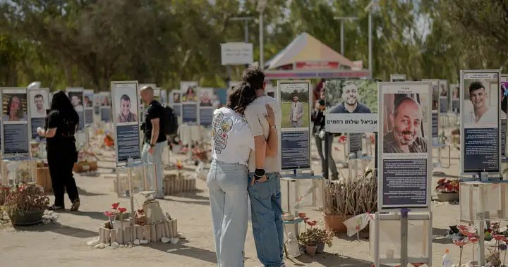 Israel mourns Oct. 7 attacks as Palestinians in Gaza live in ruins of war – National